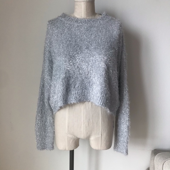 UO Elisabeth Sparkly Metallic Sweater - Picture 4 of 7